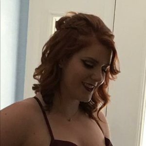 Meet your Posher, Lacey